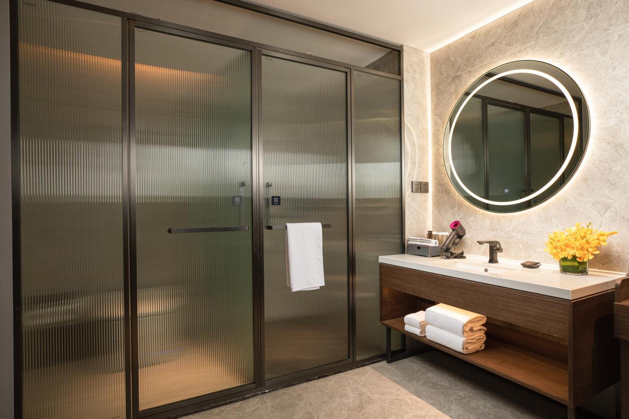 Hotel Urcove By Hyatt Shenzhen Futian Port Exterior foto